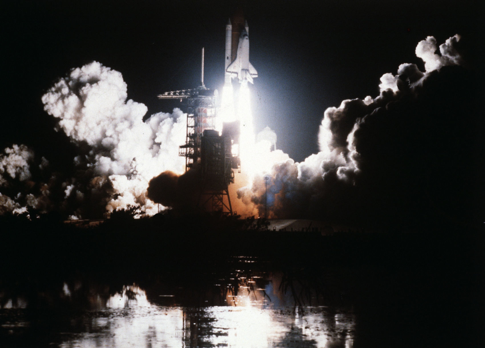 1983: CHALLENGER LIFTOFF
